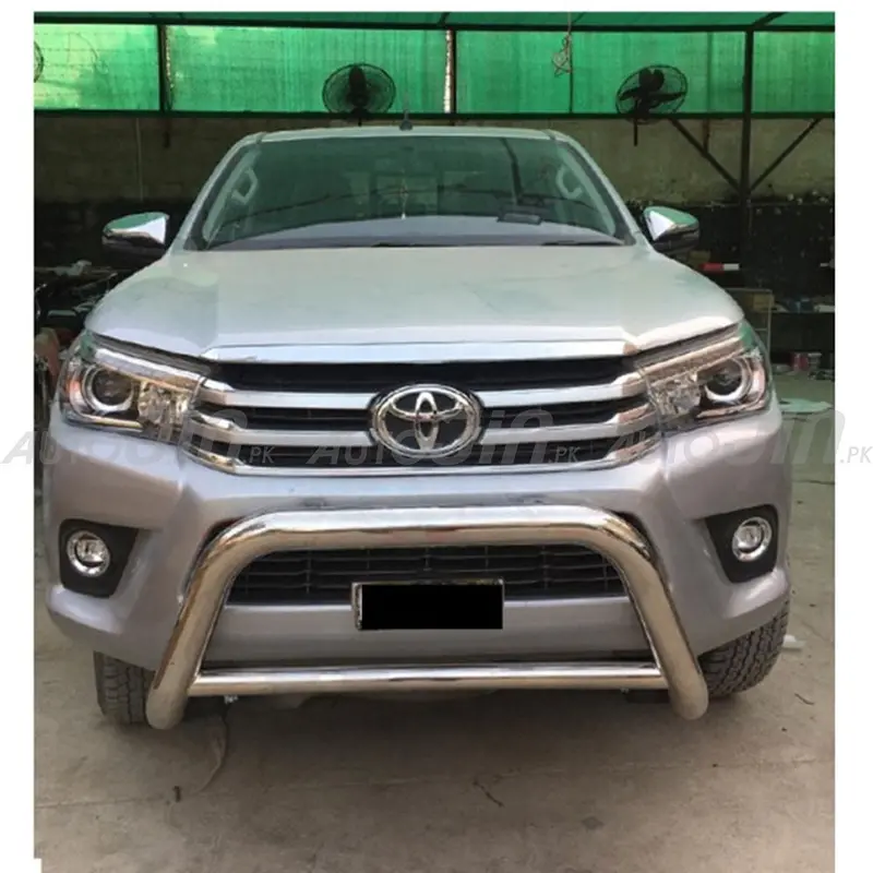 Chrome Bull Bar For Toyota Hilux Revo (2016–2019) 1