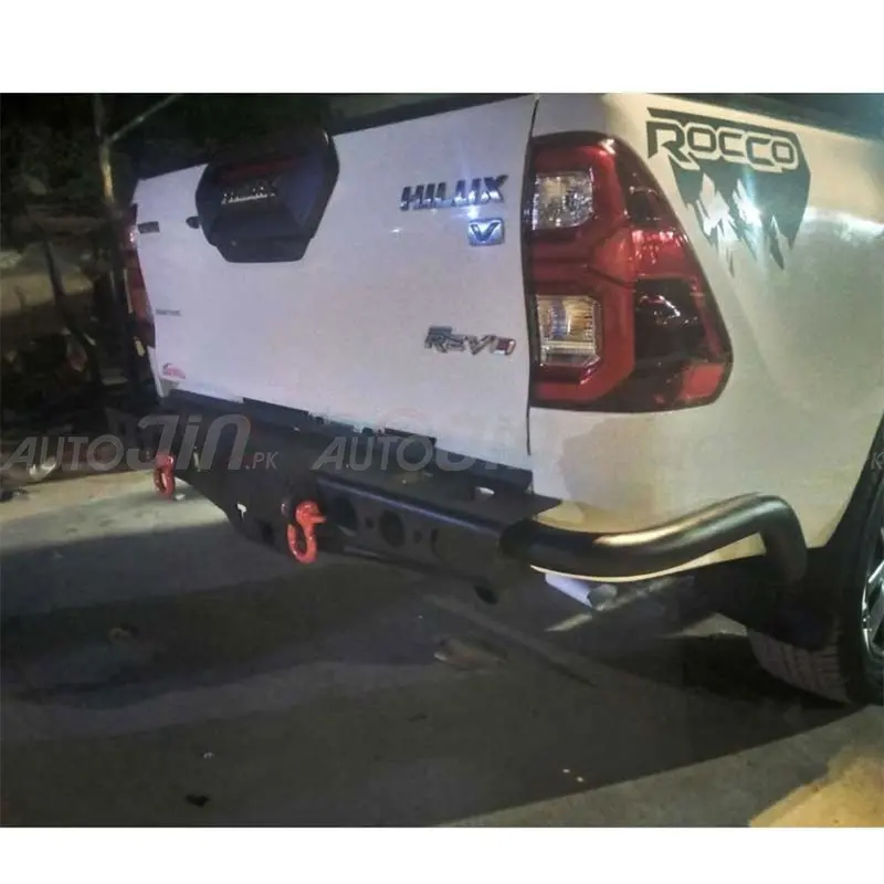 Heavy-Duty Steel Rear Bull Bar For Toyota Hilux Revo (2016–2023) – No Integrated Lights 1