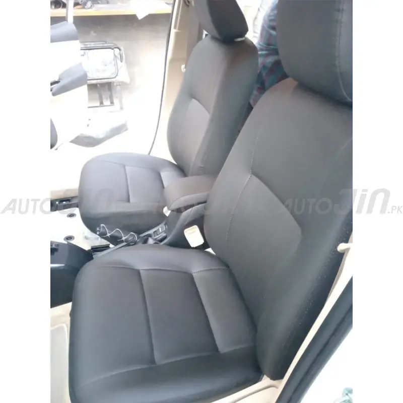 Toyota Yaris 2020–2023 Black Seat Covers – Tailored Automotive Fit 1